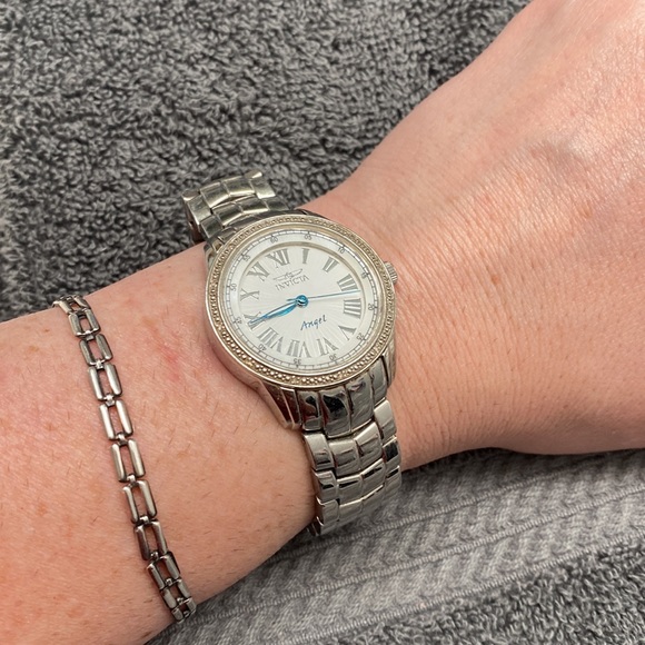 Invicta Angel Watch. Model #5058 Tritnite with Night Glow! - Picture 2 of 4